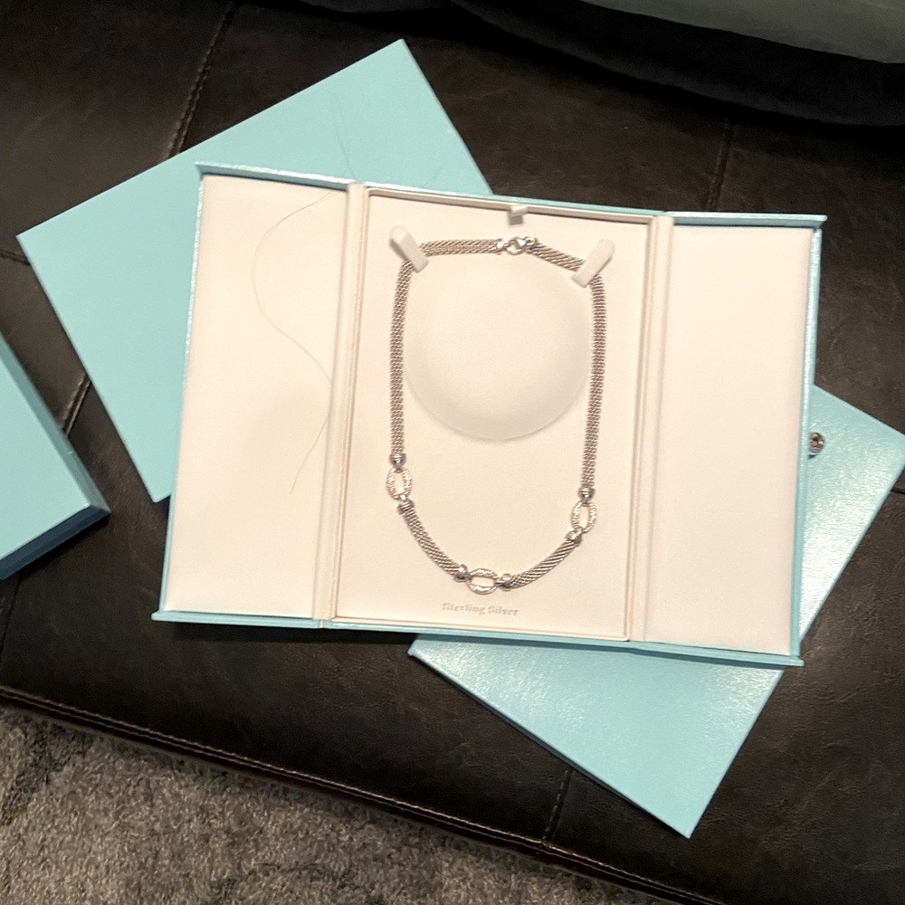 Silver Necklace & Bracelet Set